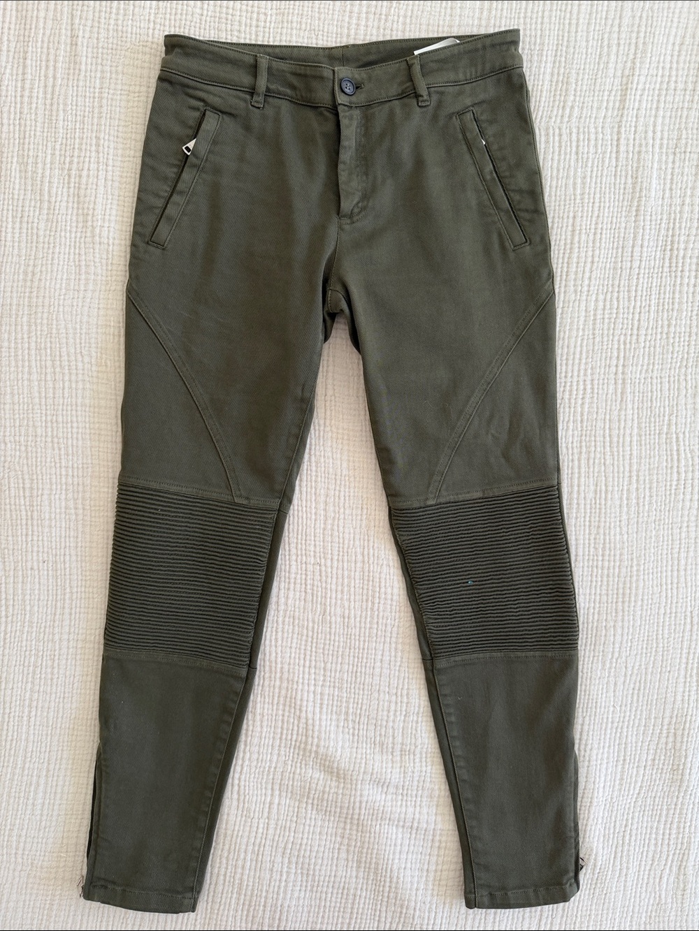 No. 21 Olive Green Moto-Style Chinos
